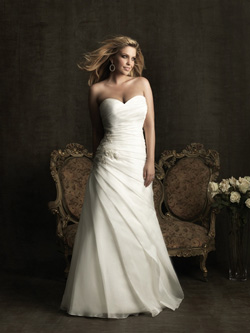 CURVACEOUS LOUISE - Click for details